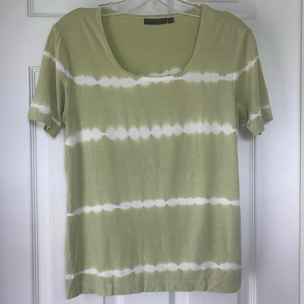 Action Wear Green&White Tie Dye TShirt -size Small